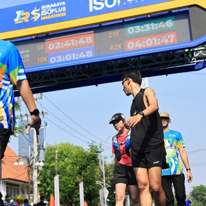 Race photo from SURABAYA ISOPLUS MARATHON 2026