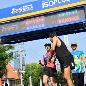 Race photo from SURABAYA ISOPLUS MARATHON 2026