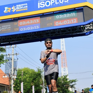 Race photo from SURABAYA ISOPLUS MARATHON 2026