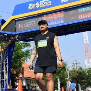 Race photo from SURABAYA ISOPLUS MARATHON 2026