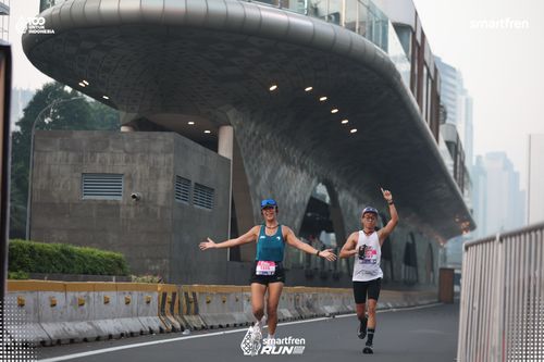 Race photo from Smartfren Run 2025 