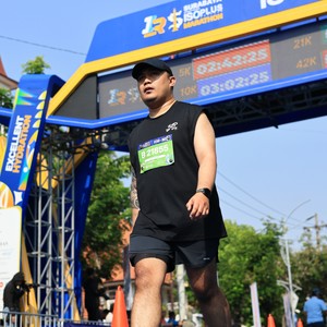 Race photo from SURABAYA ISOPLUS MARATHON 2026