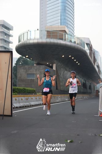 Race photo from Smartfren Run 2025 