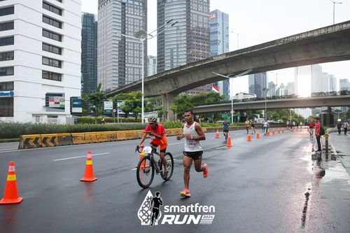 Race photo from Smartfren Run 2024