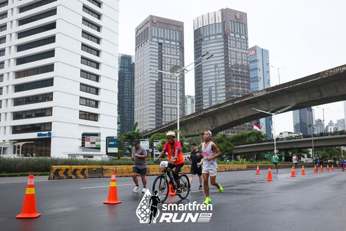 Race photo from Smartfren Run 2024