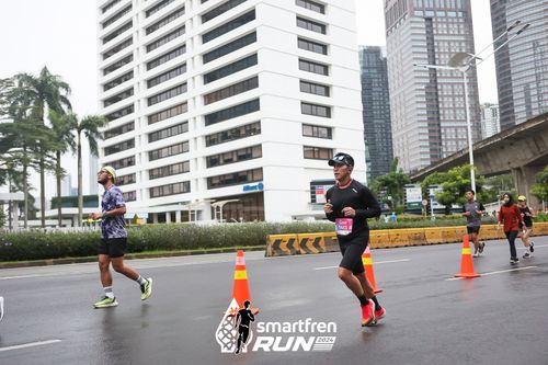 Race photo from Smartfren Run 2024