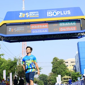 Race photo from SURABAYA ISOPLUS MARATHON 2026