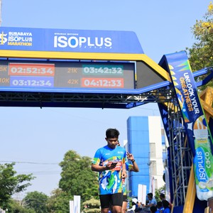 Race photo from SURABAYA ISOPLUS MARATHON 2026