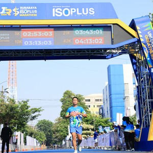 Race photo from SURABAYA ISOPLUS MARATHON 2026