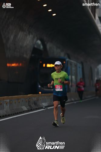 Race photo from Smartfren Run 2025 