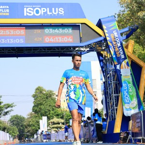 Race photo from SURABAYA ISOPLUS MARATHON 2026