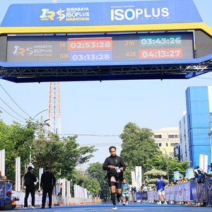 Race photo from SURABAYA ISOPLUS MARATHON 2026