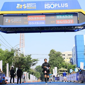 Race photo from SURABAYA ISOPLUS MARATHON 2026