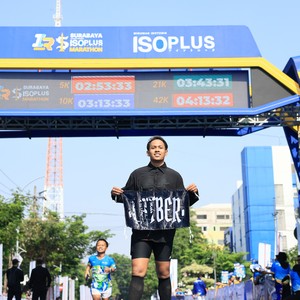 Race photo from SURABAYA ISOPLUS MARATHON 2026