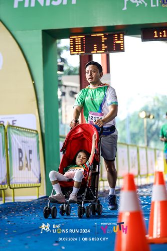 Race photo from BAF LIONS RUN 2024