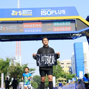 Race photo from SURABAYA ISOPLUS MARATHON 2026