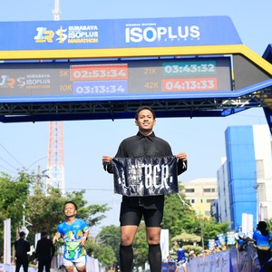 Race photo from SURABAYA ISOPLUS MARATHON 2026