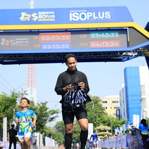 Race photo from SURABAYA ISOPLUS MARATHON 2026