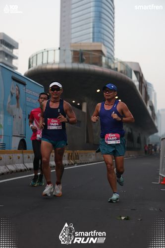 Race photo from Smartfren Run 2025 