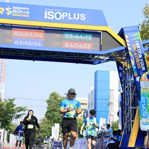 Race photo from SURABAYA ISOPLUS MARATHON 2026