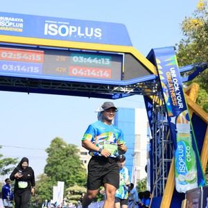 Race photo from SURABAYA ISOPLUS MARATHON 2026