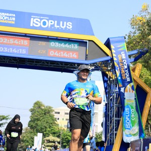 Race photo from SURABAYA ISOPLUS MARATHON 2026