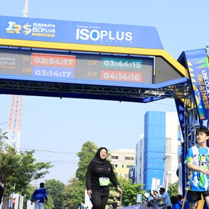 Race photo from SURABAYA ISOPLUS MARATHON 2026