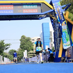 Race photo from SURABAYA ISOPLUS MARATHON 2026