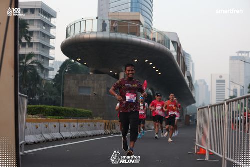 Race photo from Smartfren Run 2025 
