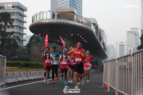 Race photo from Smartfren Run 2025 