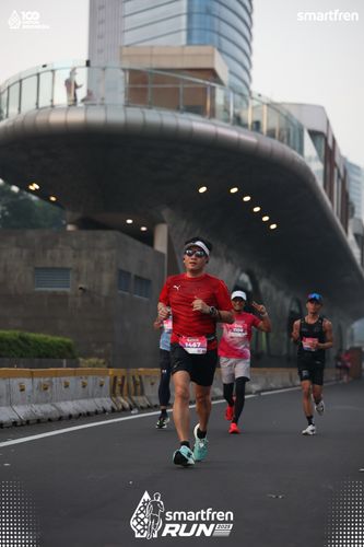 Race photo from Smartfren Run 2025 