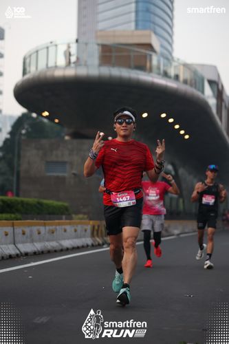 Race photo from Smartfren Run 2025 