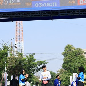 Race photo from SURABAYA ISOPLUS MARATHON 2026