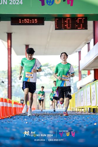 Race photo from BAF LIONS RUN 2024