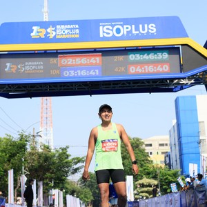 Race photo from SURABAYA ISOPLUS MARATHON 2026