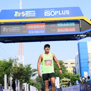 Race photo from SURABAYA ISOPLUS MARATHON 2026