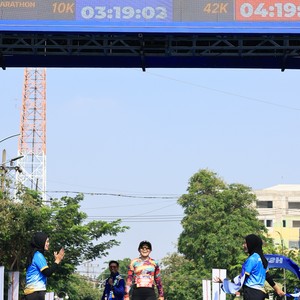 Race photo from SURABAYA ISOPLUS MARATHON 2026