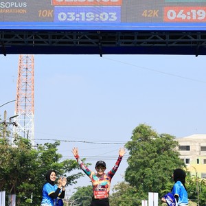 Race photo from SURABAYA ISOPLUS MARATHON 2026