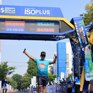 Race photo from SURABAYA ISOPLUS MARATHON 2026