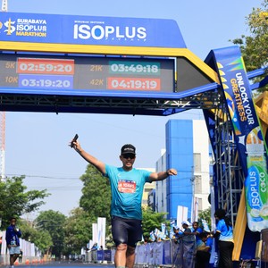 Race photo from SURABAYA ISOPLUS MARATHON 2026