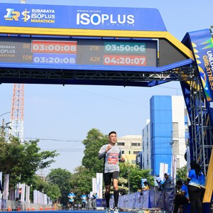 Race photo from SURABAYA ISOPLUS MARATHON 2026