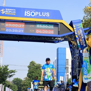 Race photo from SURABAYA ISOPLUS MARATHON 2026