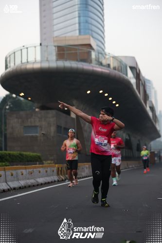 Race photo from Smartfren Run 2025 