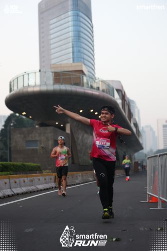 Race photo from Smartfren Run 2025 