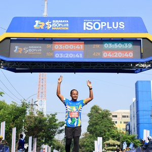 Race photo from SURABAYA ISOPLUS MARATHON 2026