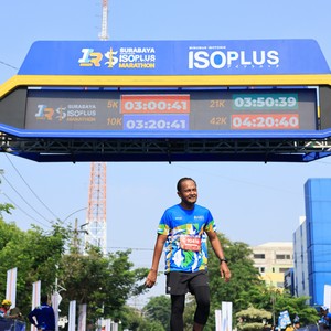 Race photo from SURABAYA ISOPLUS MARATHON 2026