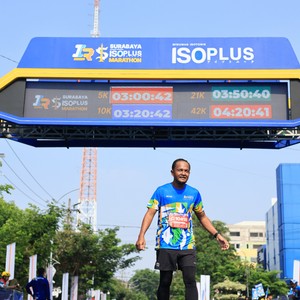 Race photo from SURABAYA ISOPLUS MARATHON 2026
