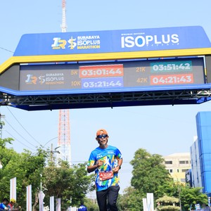 Race photo from SURABAYA ISOPLUS MARATHON 2026