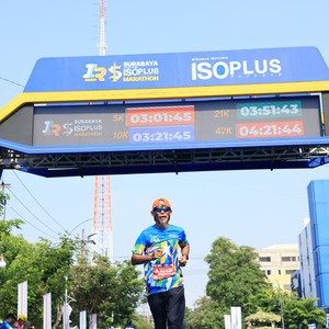 Race photo from SURABAYA ISOPLUS MARATHON 2026
