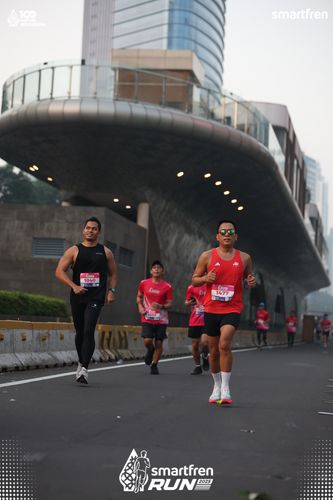 Race photo from Smartfren Run 2025 